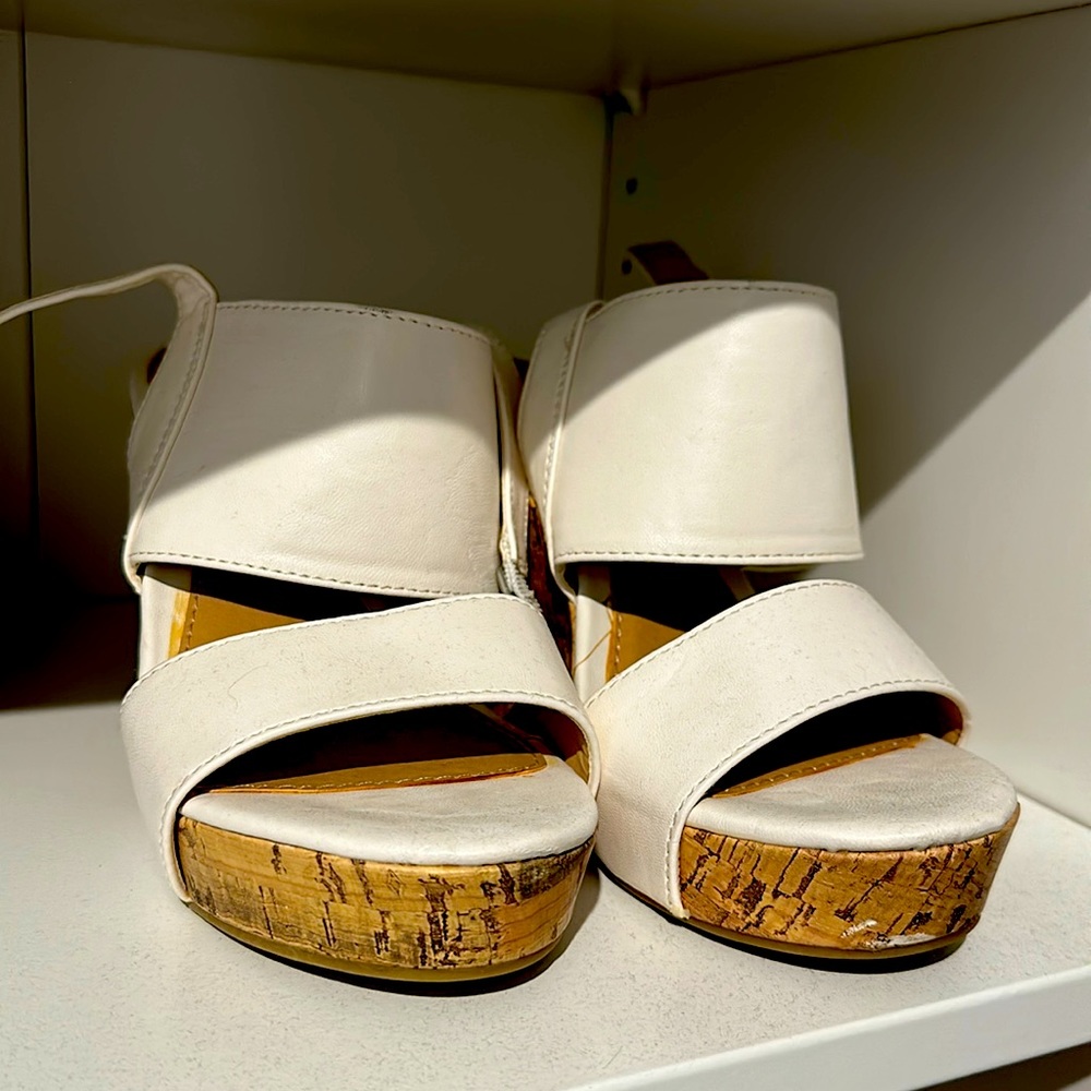 Apt.9 platform sandals